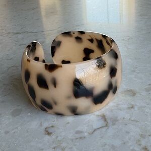 NWOT Polo Ralph Lauren Blonde Tortoiseshell Cuff, Acrylic